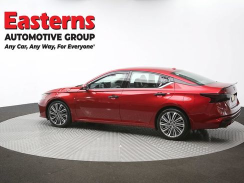 Used 2023 Nissan Altima 2.5 SL FWD image 62