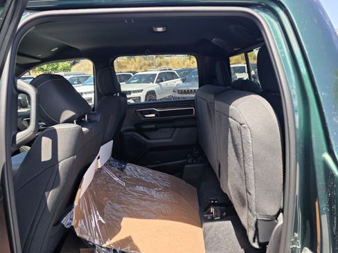 New 2026 RAM 1500 Big Horn AWD/4WD image 13