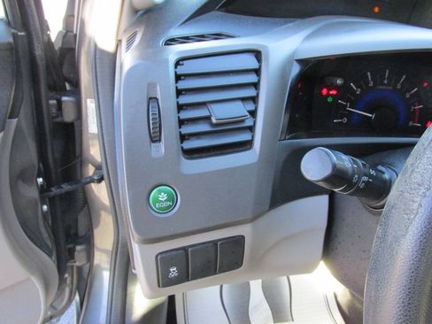 Used 2012 Honda Civic LX image 8