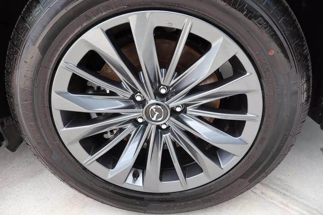 Used 2025 MAZDA CX-70 3.3 Turbo w/ Preferred Package AWD/4WD image 44