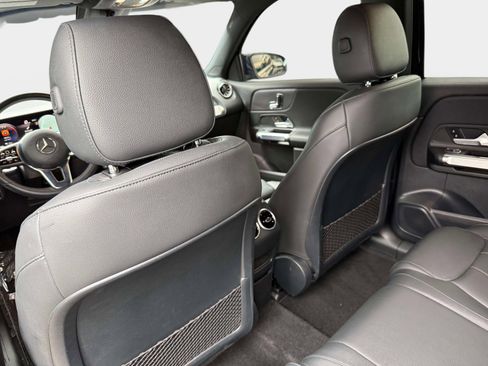 Used 2023 Mercedes-Benz EQB 250+ image 28