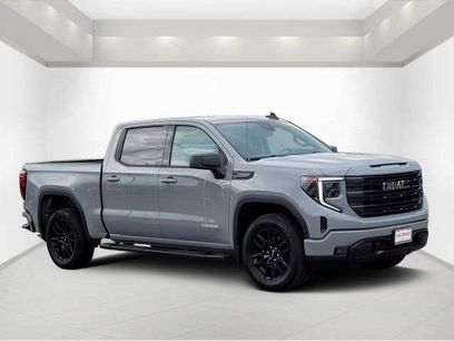 Used 2024 GMC Sierra 1500 Elevation w/ LPO, Elevation Black Package