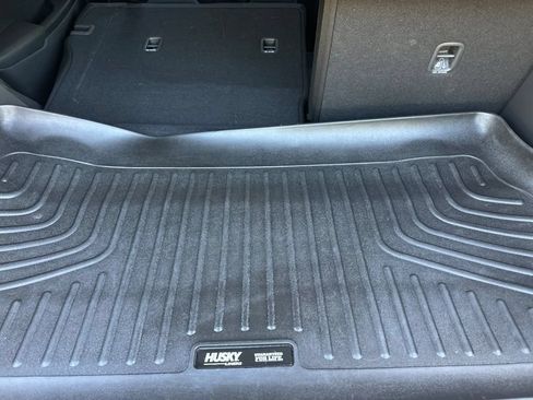 Used 2023 Hyundai Kona SE w/ Cargo Package FWD image 13