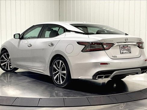 Used 2023 Nissan Maxima SV w/ Floor Mat Group image 12