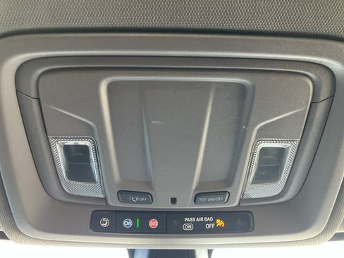 Used 2021 GMC Sierra 1500 Elevation AWD/4WD image 28