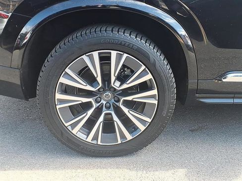 Used 2022 Volvo XC90 T8 Inscription Expression AWD/4WD image 3
