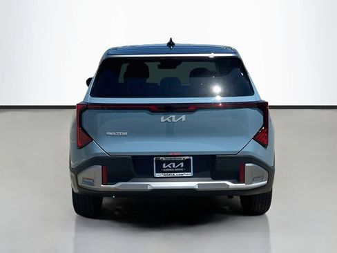 New 2027 Kia Seltos S FWD image 6