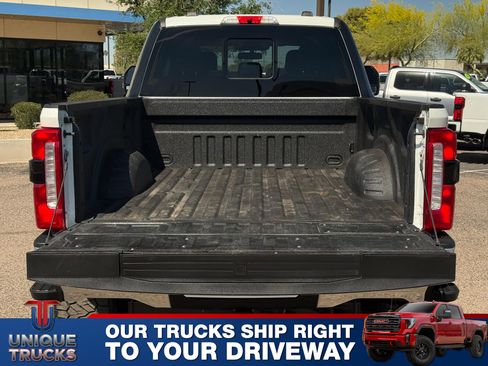 Used 2023 Ford F350 Lariat w/ Lariat Ultimate Package image 8