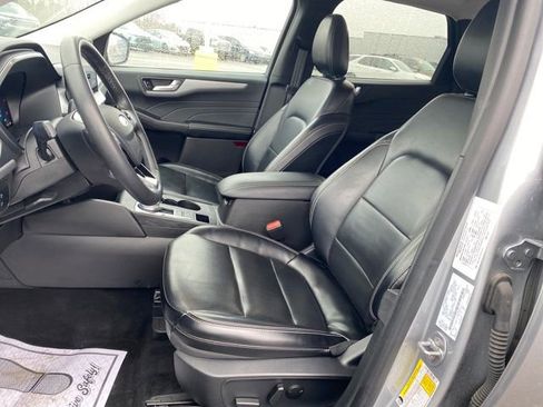 Used 2024 Ford Escape Platinum AWD/4WD image 15