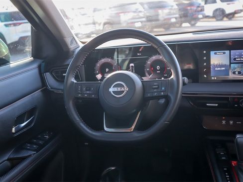 Used 2025 Nissan Kicks SR image 21