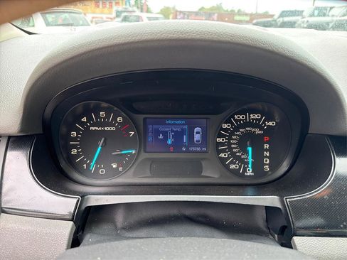 Used 2013 Ford Edge SE image 16