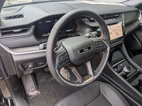 New 2026 Jeep Grand Cherokee Limited Reserve image 3