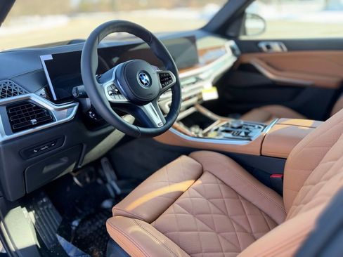 New 2026 BMW X5 xDrive50e w/ M Sport Package image 11