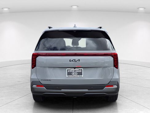 New 2026 Kia Carnival SX Prestige FWD image 5