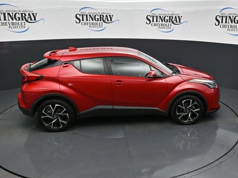 Used 2021 Toyota C-HR XLE FWD image 25