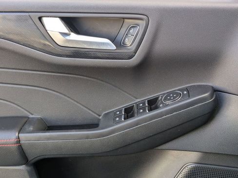 Used 2025 Ford Escape ST-Line image 13