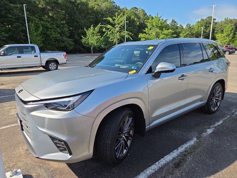 Used 2025 Lexus TX 350 AWD w/ Technology Package image 7