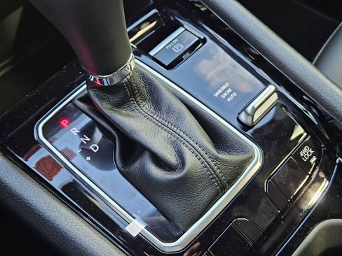 New 2026 Jeep Compass Latitude image 21