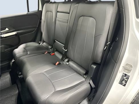 Used 2023 Mercedes-Benz GLB 250 4MATIC image 28
