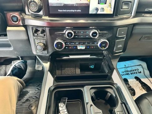 Used 2023 Ford F250 Lariat w/ Lariat Ultimate Package image 14