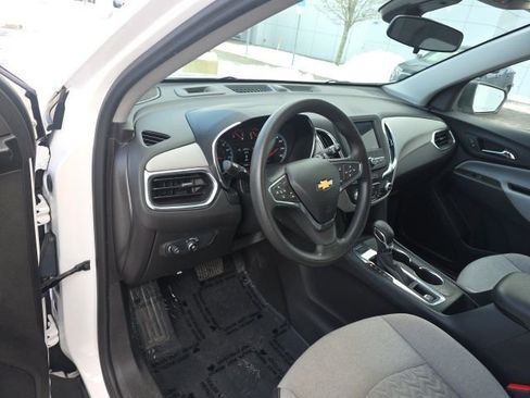 Used 2024 Chevrolet Equinox LS image 21