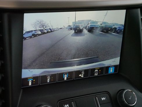 Used 2023 GMC Acadia Denali w/ Black Diamond Edition image 33