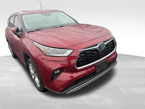 Used 2023 Toyota Highlander Platinum AWD/4WD image 5