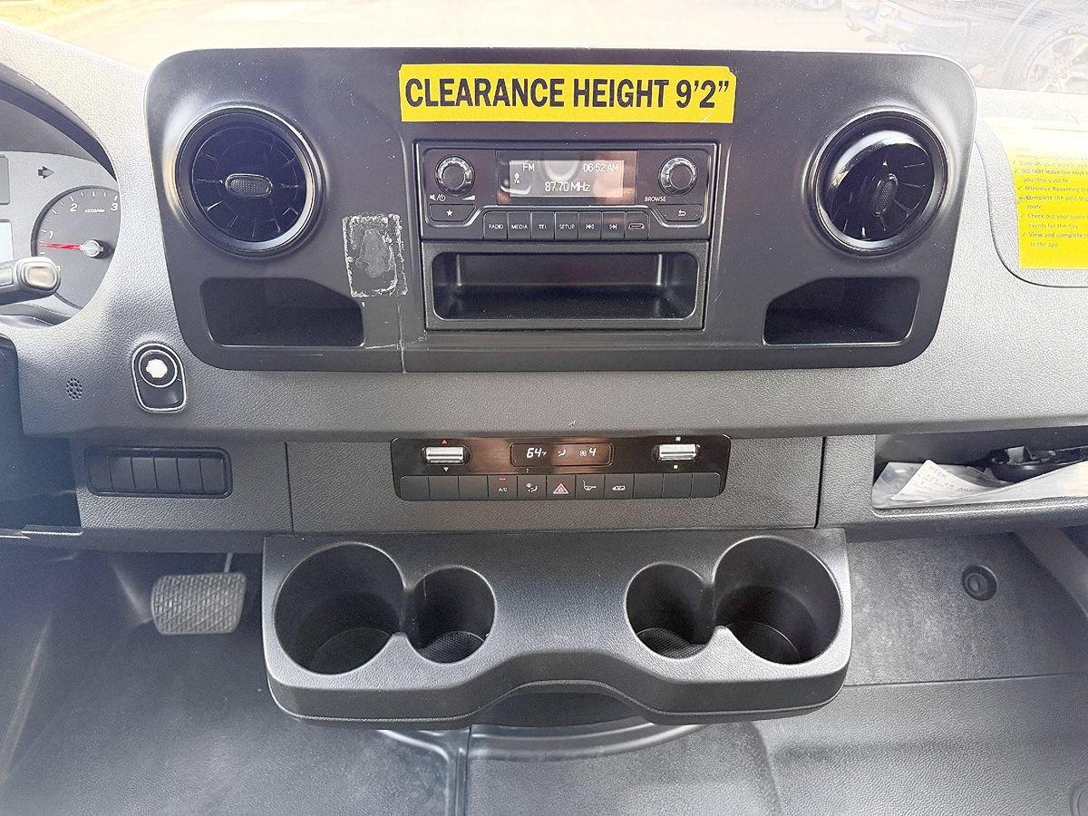 Used 2019 Mercedes-Benz Sprinter 144 image 49