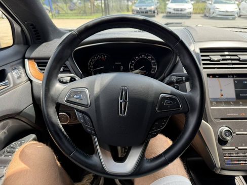 Used 2017 Lincoln MKC Reserve AWD/4WD image 29