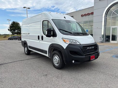 New 2025 RAM ProMaster 2500 w/ Convenience Group image 2
