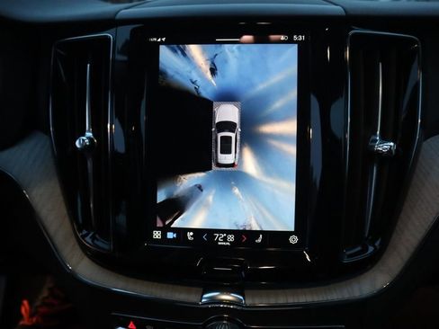 Used 2025 Volvo XC60 B5 Plus w/ Climate Package image 20