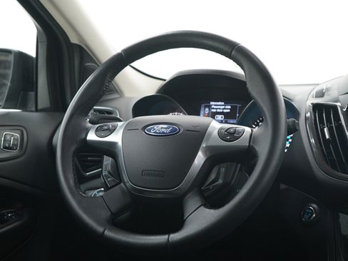 Used 2013 Ford Escape Titanium w/ Class II Trailer Tow Pkg AWD/4WD image 14