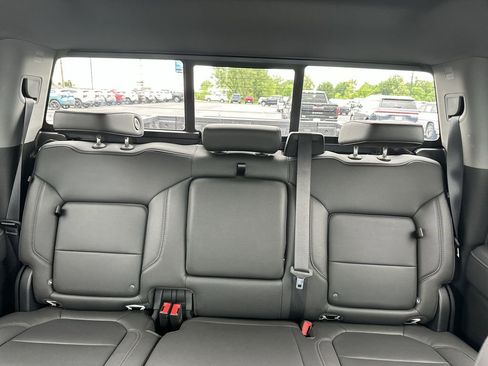 Used 2021 Chevrolet Silverado 1500 LTZ AWD/4WD image 13