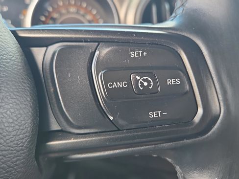 Used 2020 Jeep Wrangler Unlimited Sport S AWD/4WD image 24