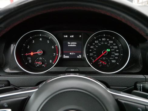 Used 2017 Volkswagen GTI S image 21