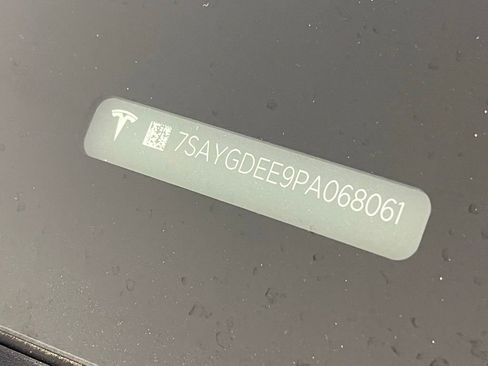 Used 2023 Tesla Model Y Long Range image 45