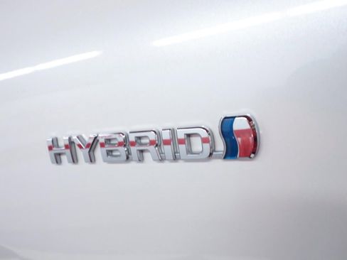 Used 2021 Toyota Venza XLE AWD/4WD image 41