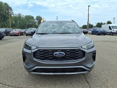Certified 2024 Ford Escape ST-Line w/ Tech Pack #1 AWD/4WD image 2