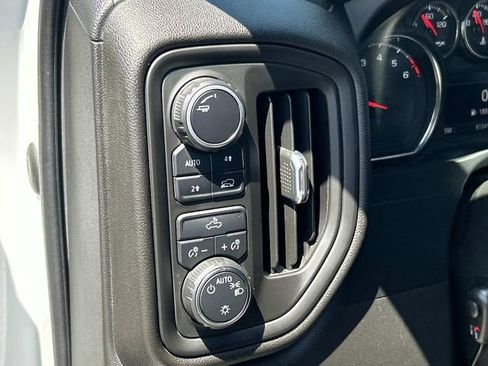 Used 2022 Chevrolet Silverado 1500 Custom w/ Safety Confidence Package AWD/4WD image 30