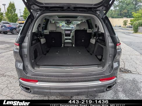 Used 2023 Jeep Grand Cherokee L Summit w/ Advanced Protech Group IV AWD/4WD image 14