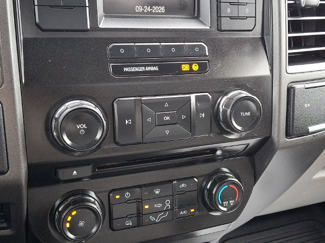 Used 2018 Ford F550 2WD Regular Cab Super Duty image 14