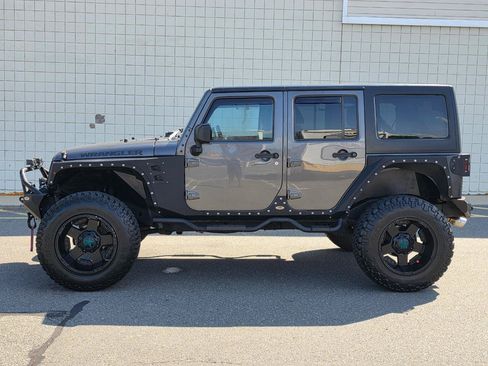 Used 2016 Jeep Wrangler Unlimited Sport AWD/4WD image 4