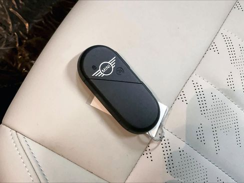 Certified 2025 MINI Cooper S image 13