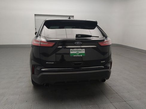 Used 2020 Ford Edge SE FWD image 6