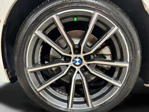 Used 2021 BMW 330i xDrive Sedan w/ Convenience Package AWD/4WD image 35