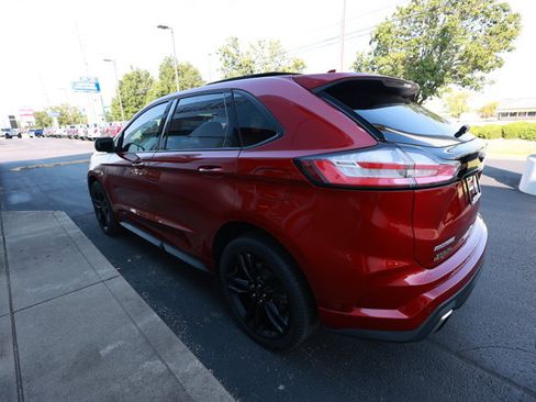 Certified 2019 Ford Edge ST w/ Equipment Group 401A AWD/4WD image 5