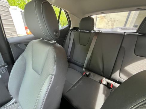 Used 2025 Buick Encore GX Preferred image 34