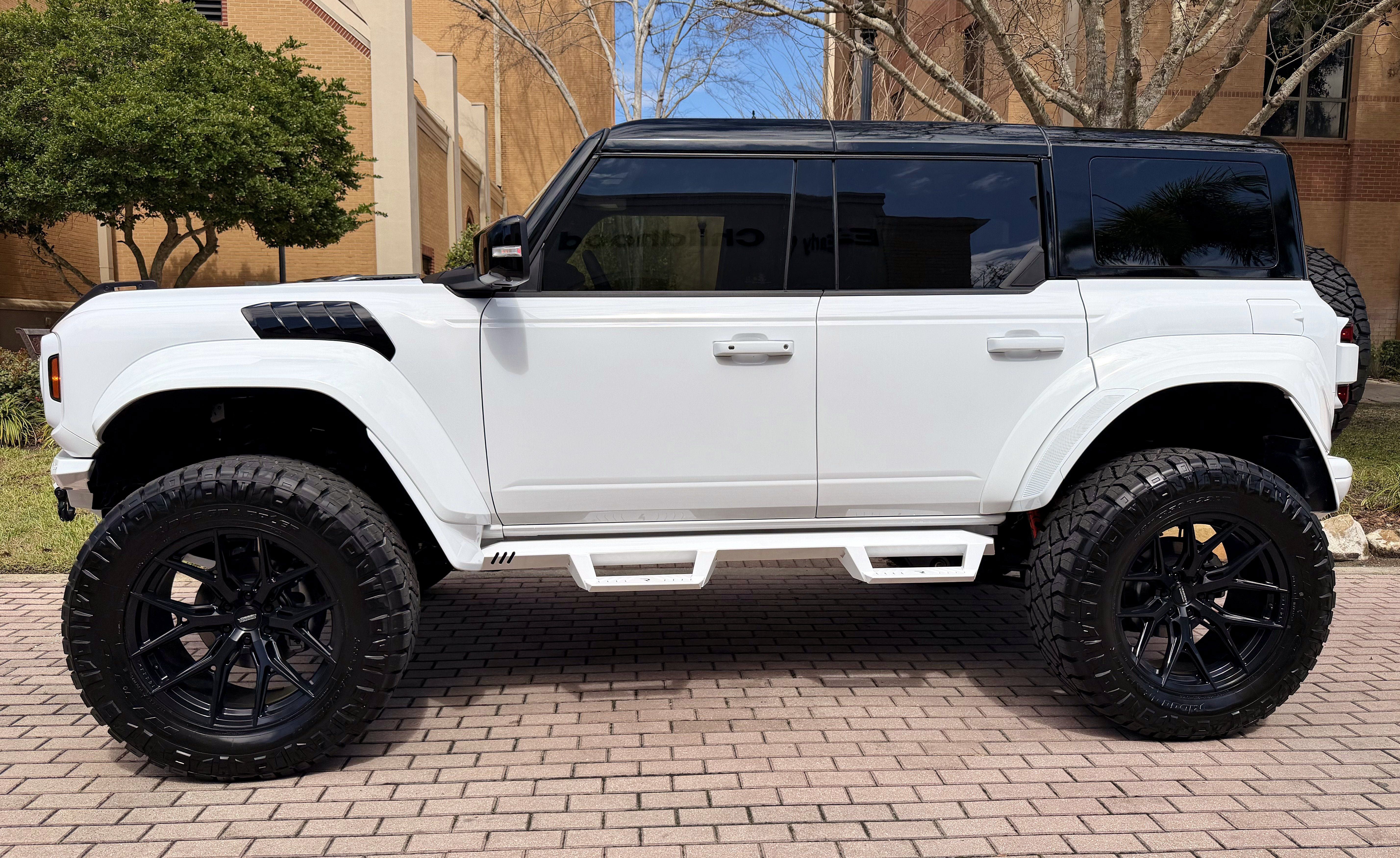Used 2026 Ford Bronco Raptor AWD/4WD image 3