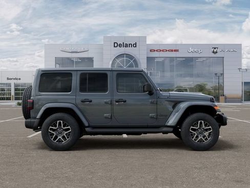 New 2026 Jeep Wrangler Unlimited Sahara AWD/4WD image 22