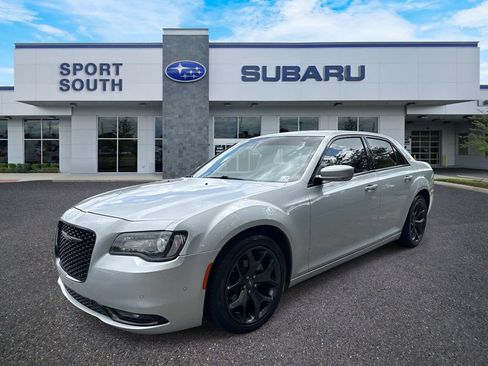 Used 2023 Chrysler 300 S RWD image 7